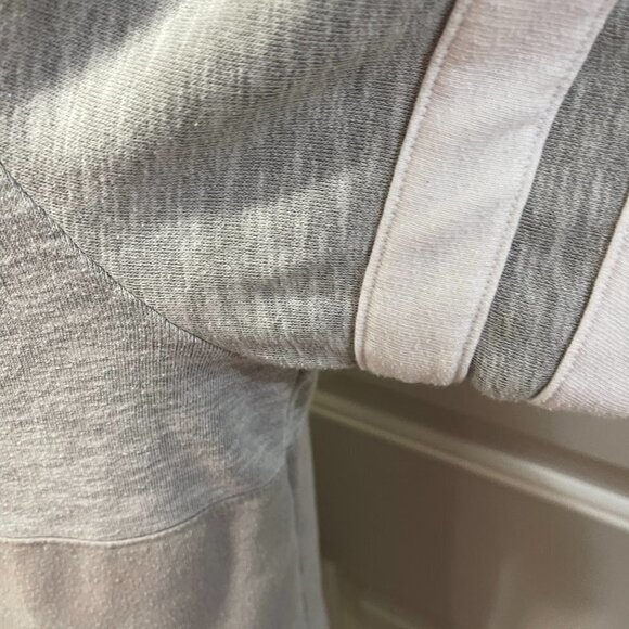 PINK Pullover Hoodie Size Small Gray Women's Girls - Picture 3 of 12